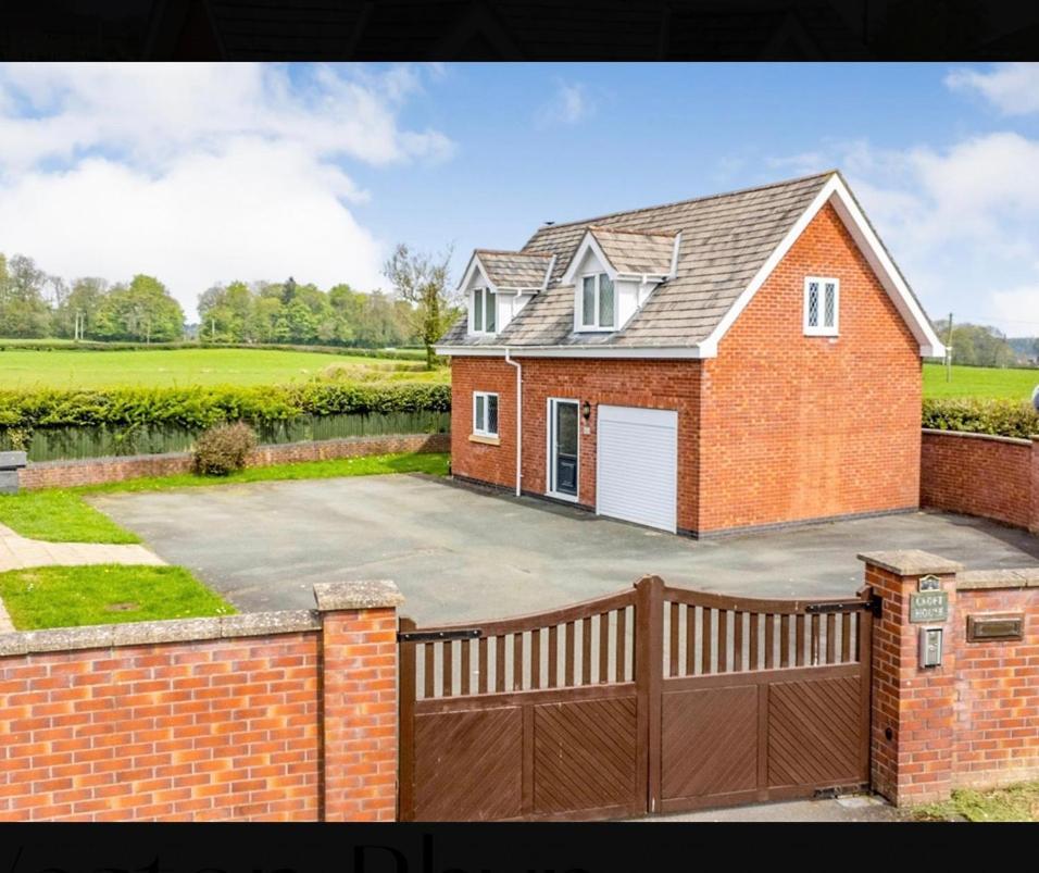 The Little House, Oswestry Apartamento Chirk Exterior foto